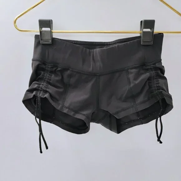 Lululemon Shorts Women 2 Black Mesh Over Miles Running Active Stretch Gym Logo - Picture 6 of 10